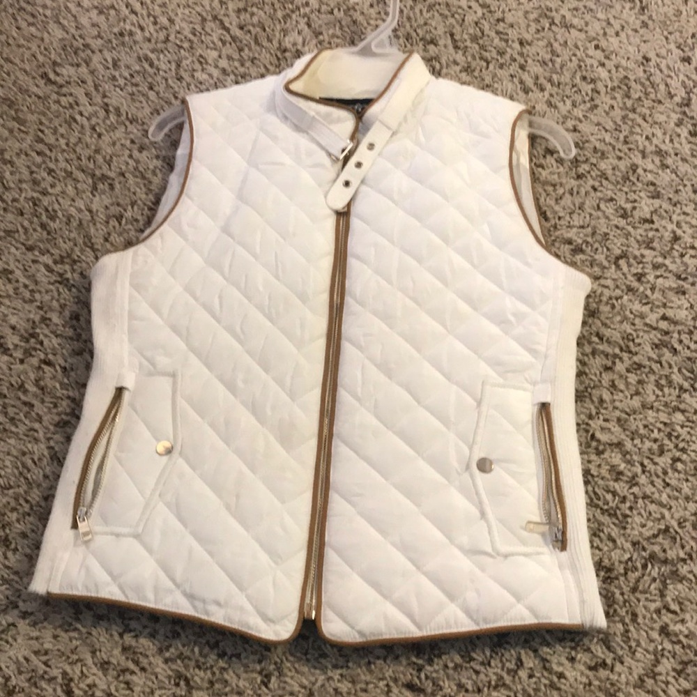 White vest